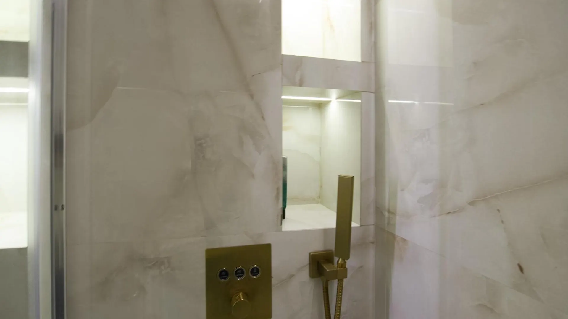 Apartment'S Cosy Tirana Albania